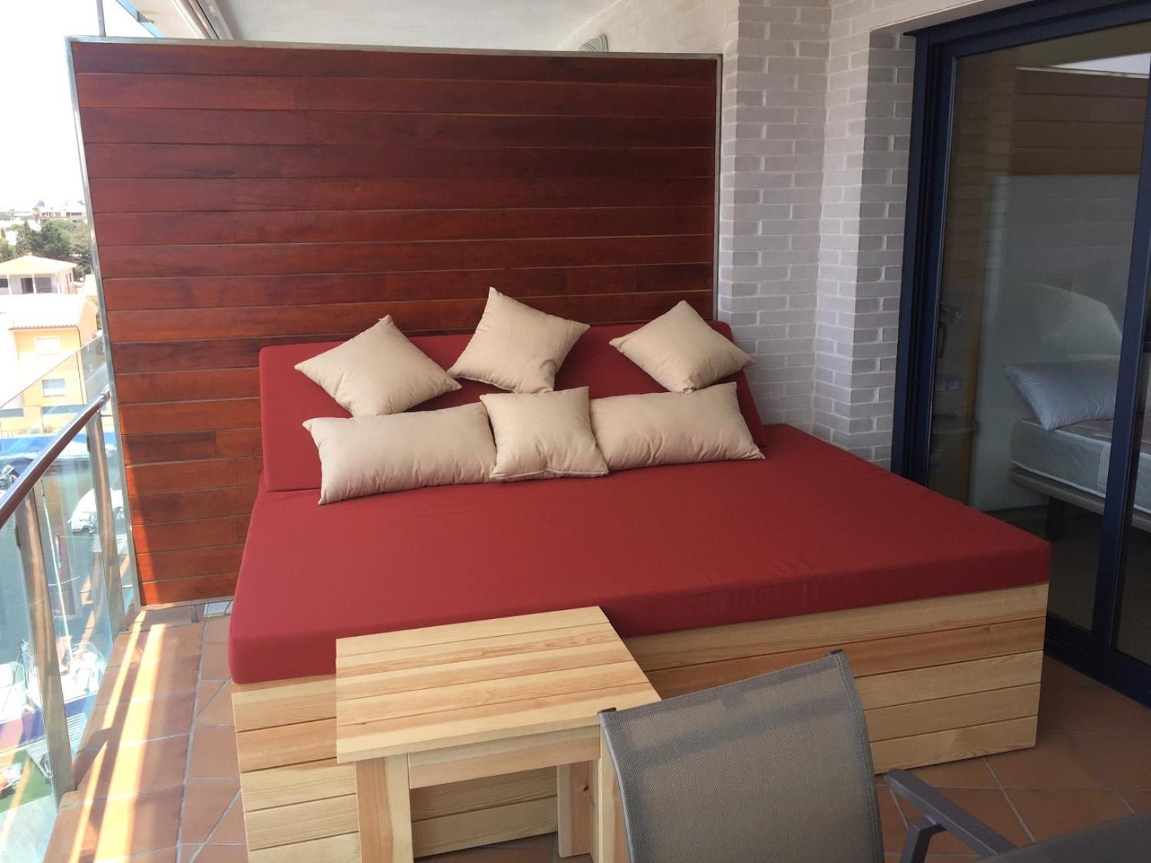 Rnet - Apartments Roses Port Trebol Exterior photo